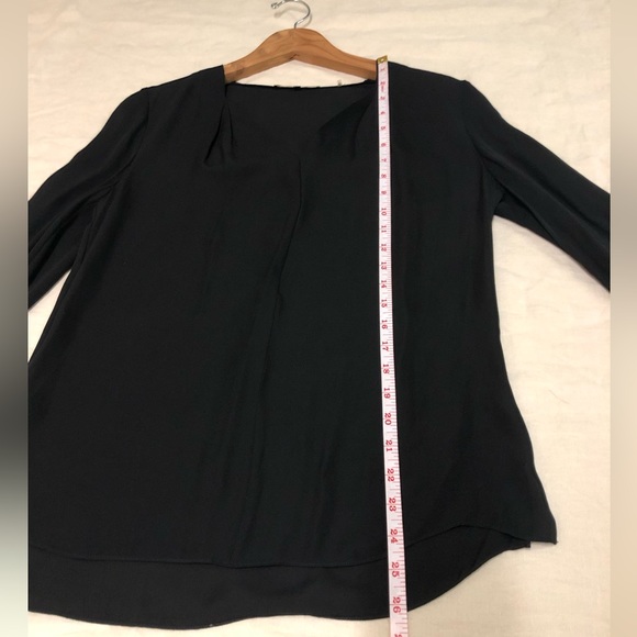 Kobi Halperin Women’s Long Sleeve V-Neck Blouse Bell Sleeves Size Small Black - Picture 8 of 9